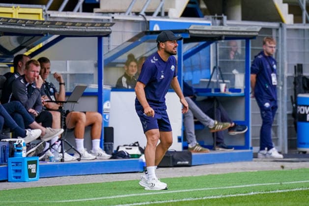 Deutschland: Fussball Bundesliga 2026 - 2027, 2. Spieltag - SC Paderborn 07 vs SC Freiburg - Home-Deluxe-Arena (Paderborn): Ralf Kettemann (Paderborn Trainer) *** German Soccer Bundesliga 2026–2027, Matchday 2: SC Paderborn 07 vs. SC Freiburg at Home Deluxe Arena, Paderborn; Ralf Kettemann, Paderborn Coach Copyright: xJOERANxSTEINSIEKx