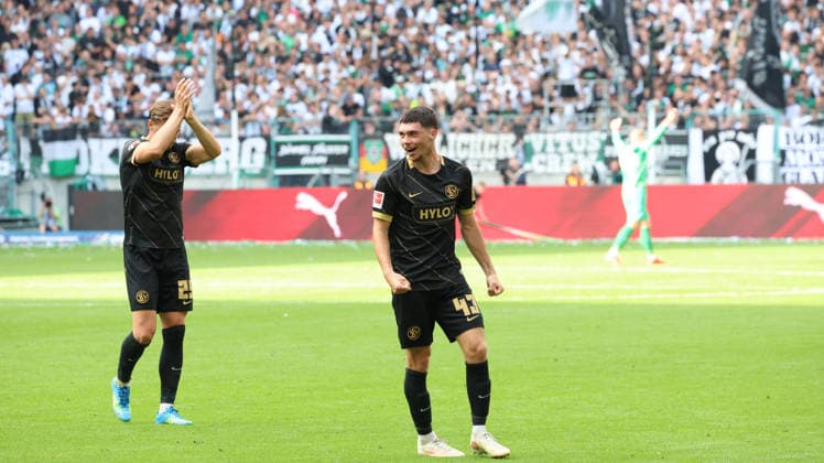 05.09.2026, xrekx, Fussball 1.Bundesliga, Borussia Moenchengladbach - SV Elversberg v.l. Torjubel nach dem Tor zum celebrating the goal celebrate 3:3 durch Felix Keidel (SV 07 Elversberg) (DFL DFB REGULATIONS PROHIBIT ANY USE OF PHOTOGRAPHS as IMAGE SEQUENCES and or QUASI-VIDEO) Moenchengladbach *** September 5, 2026, xrekx, Soccer, Bundesliga 1, Borussia Mönchengladbach vs. SV Elversberg: Goal celebration after Felix Keidel’s goal to make it 3–3 for SV 07 Elversberg. DFL and DFB regulations prohibit any use of photographs as image sequences and or quasi-video. Mönchengladbachladbach
