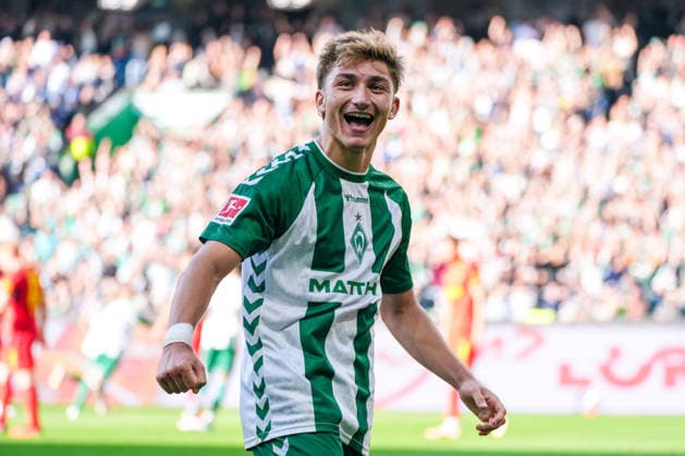 Torjubel zum Treffer zum 3:0 durch Marco Grüll (Werder Bremen, 17) von Chuki (Werder Bremen, 20), Jubel, Emotionen, Freude, Deutschland: Fussball, Bundesliga, Saison 2026 27, 2. Spieltag, 05.09.2026, Werder Bremen vs RB Leipzig, Weserstadion (Bremen) *** Goal celebration after Marco Grüll s goal to make it 3–0 for Werder Bremen, 17 by Chuki Werder Bremen, 20, celebration, emotions, joy, German soccer, Bundesliga, 2026–27 season, Matchday 2, September 5, 2026, Werder Bremen vs. RB Leipzig, Weserstadion, Bremen Copyright: xLeonxFrickx