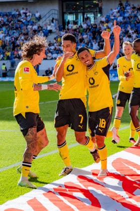 1. Bundesliga, 2. Spieltag, TSG 1899 Hoffenheim vs. Borussia Dortmund am 05.09.2026 Tor zum 2:3 durch Ethan Nwaneri WICHTIGER HINWEIS: Gemäß den Vorgaben der DFL und des DFB ist es untersagt, in dem Stadion und oder vom Spiel angefertigte Fotoaufnahmen in Form von Sequenzbildern und oder videoähnlichen Fotostrecken zu verwerten bzw. verwerten zu lassen. *** Bundesliga 1, Matchday 2, TSG 1899 Hoffenheim vs. Borussia Dortmund on September 5, 2026. Goal to make it 2–3 by Ethan Nwaneri. IMPORTANT NOTICE: In accordance with DFL and DFB regulations, it is prohibited to use or allow the use of photographs taken in the stadium and or during the game in the form of sequential images and or video-like photo series Copyright: xBahhoxKarax