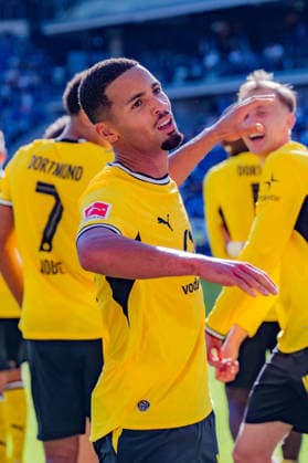 1. Bundesliga, 2. Spieltag, TSG 1899 Hoffenheim vs. Borussia Dortmund am 05.09.2026 Tor zum 2:3 durch Ethan Nwaneri WICHTIGER HINWEIS: Gemäß den Vorgaben der DFL und des DFB ist es untersagt, in dem Stadion und oder vom Spiel angefertigte Fotoaufnahmen in Form von Sequenzbildern und oder videoähnlichen Fotostrecken zu verwerten bzw. verwerten zu lassen. *** Bundesliga 1, Matchday 2, TSG 1899 Hoffenheim vs. Borussia Dortmund on September 5, 2026. Goal to make it 2–3 by Ethan Nwaneri. IMPORTANT NOTICE: In accordance with DFL and DFB regulations, it is prohibited to use or allow the use of photographs taken in the stadium and or during the game in the form of sequential images and or video-like photo sequences Copyright: xBahhoxKarax