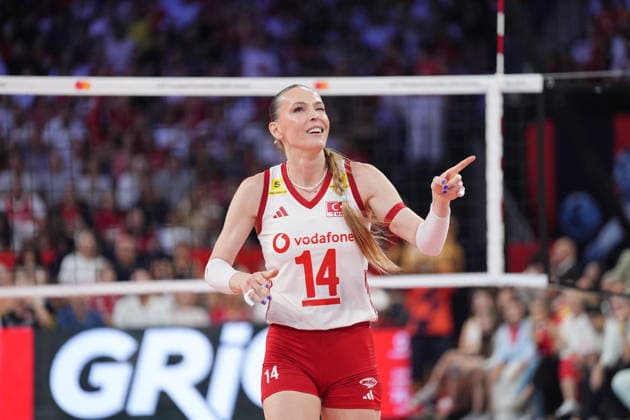 Turkiye v Serbia - CEV EuroVolley 2026 ISTANBUL, TURKIYE - SEPTEMBER 5: Eda Erdem of Turkiye celebrates after victory at the CEV Women s European Volleyball Championship semifinal match between Turkiye and Serbia at Sinan Erdem Sports Hall in Istanbul, Turkiye, on September 5, 2026. Cemal Yurttas Anadolu Istanbul Turkey. Editorial use only. Please get in touch for any other usage.  Copyright: x2026xAnadoluxCemalxYurttasx
