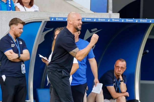 Christian Ilzer (TSG Hoffenheim, Trainer), Mimik, Gesichtsausdruck, Emotion , Deutschland, Fussball, 1. Bundesliga, 2.Spieltag, 2026 2027, TSG Hoffenheim vs. Borussia Dortmund, 05.09.2026, Sinsheim SNP Arena Deutschland *** Christian Ilzer, TSG Hoffenheim, Coach, Facial Expressions, Emotion, Germany, Soccer, Bundesliga 1, Matchday 2, 2026–2027, TSG Hoffenheim vs. Borussia Dortmund, September 5, 2026, Sinsheim SNP Arena, Germany Copyright: xGrantxHubbsx