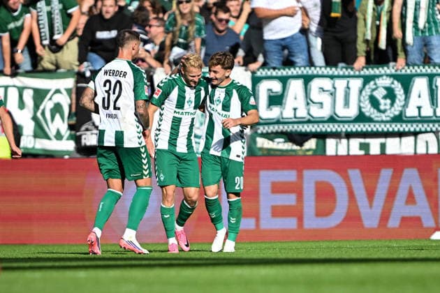 1. Bundesliga: SV Werder Bremen - RB Leipzig am 05.09.2026 im Weserstadion in Bremen Jubel, Torjubel, Torschuetze, Torschütze Marco Grüll Gruell (Bremen) jubelt nach seinem Tor zum 3:0 mit Chuki (Bremen) *** 1 Bundesliga: SV Werder Bremen vs. RB Leipzig on September 5, 2026, at the Weserstadion in Bremen—celebrations, goal celebrations, goal scorers, goal scorer Marco Grüll (Gruell); Bremen celebrates after his goal to make it 3–0 with Chuki Bremen MT