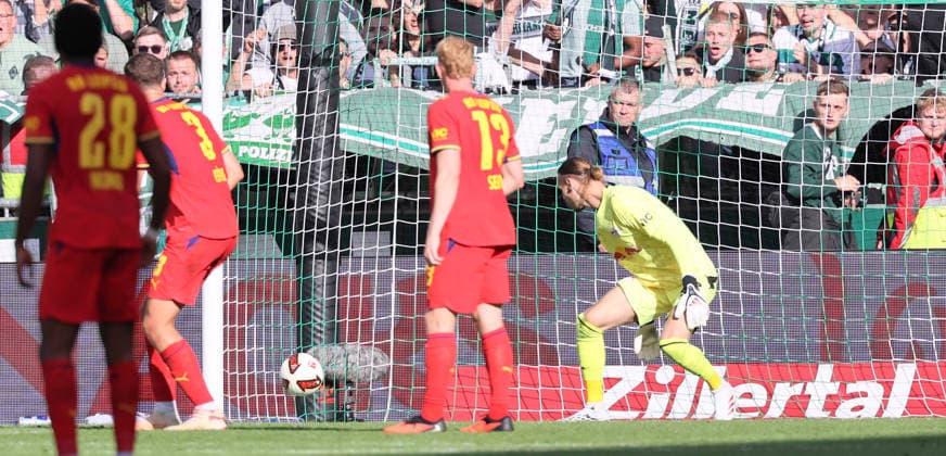 Bremen - RB Leipzig Bundesliga Bremen, 05.09.2026, Weserstadion, Fußball, 1.Bundesliga, 2.Spieltag , SV Werder Bremen vs. RB Leipzig , Im Bild: Tor für Werder Bremen. Der Treffer zum 3:0. , Nur zur redaktionellen Nutzung. Only editorial use. , DFL DFB regulations prohibit any use of photographs as image sequences and or quasi-video. , *** Bremen vs. RB Leipzig, Bundesliga, Bremen, September 5, 2026, Weserstadion, soccer, Bundesliga 1, Matchday 2, SV Werder Bremen vs. RB Leipzig, Pictured: Goal for Werder Bremen—the goal that made it 3–0, For editorial use only, DFL and DFB regulations prohibit any use of photographs as image sequences and or quasi-video,