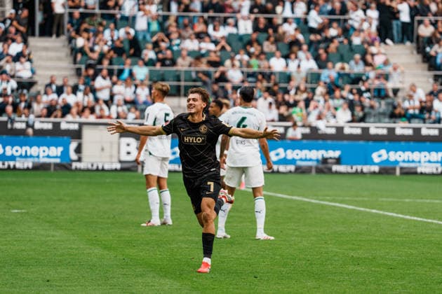 Deutschland: Fußball 1. Bundesliga Männer 2026 - 2027, 2. Spieltag - VfL Borussia Mönchengladbach vs SV Elversberg (ista Borussia Park): Maurice Krattenmacher (SV Elversberg, 7) zum 4 zu 3 - Siegtreffer, Jubel, Tor, Freude, feiern, Spass, Emotionen *** Germany Men s Soccer Bundesliga 1 2026–2027, Matchday 2: VfL Borussia Mönchengladbach vs. SV Elversberg at Borussia Park; Maurice Krattenmacher (SV Elversberg) scores the 7-4-3 winning goal; cheering, goal, joy, celebration, fun, emotions Copyright: xThiemoxRudolphx