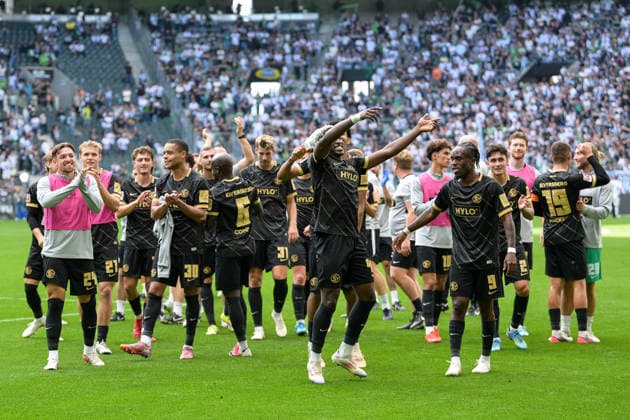 Fußball, 1. Bundesliga, 20260905, Borussia Mönchengladbach - SV Elversberg. Im Bild Schlussjubel Elversberg. Mönchengladbach Ista-Borussia-Park Nordrhein-Westfalen Deutschland *** Soccer, Bundesliga 1, 20260905, Borussia Mönchengladbach vs. SV Elversberg. Pictured: Elversberg and Mönchengladbach celebrate at the final whistle. Ista, Borussia Park, North Rhine-Westphalia, Germany Copyright: Passion2Press MarkusxFischerx