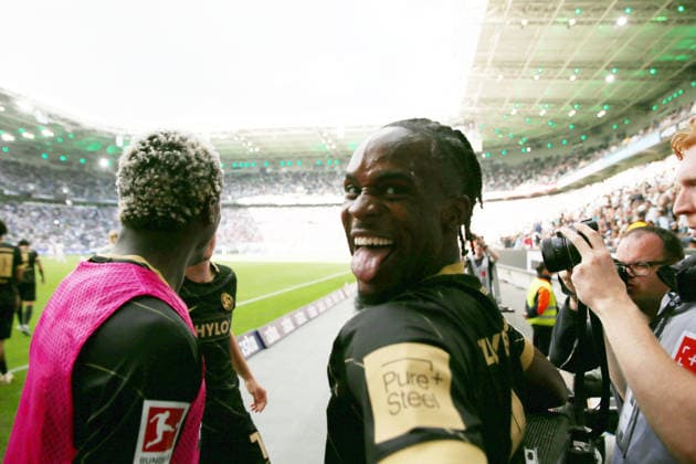 05.09.2026, xrekx, Fussball 1.Bundesliga, Borussia Moenchengladbach - SV Elversberg v.l. Torjubel nach dem Tor zum celebrating the goal celebrate 3:4 durch Maurice Krattenmacher (SV 07 Elversberg) mit Noel Futkeu (SV 07 Elversberg) (DFL DFB REGULATIONS PROHIBIT ANY USE OF PHOTOGRAPHS as IMAGE SEQUENCES and or QUASI-VIDEO) Moenchengladbach *** September 5, 2026, xrekx, Soccer, Bundesliga 1, Borussia Mönchengladbach vs. SV Elversberg: Goal celebration after the 3-4 goal scored by Maurice Krattenmacher for SV 07 Elversberg, with Noel Futkeu of SV 07 Elversberg. DFL and DFB regulations prohibit any use of photographs as image SEQUENCES and or QUASI-VIDEO Mönchengladbach