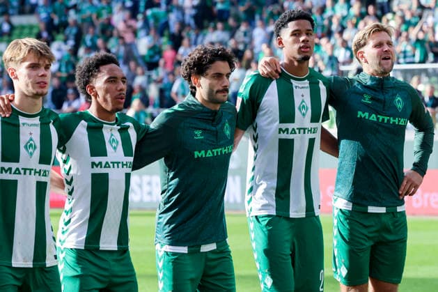 Mick Schmetgens (Werder Bremen), Paul Erevbenagie (Werder Bremen), Eren Dinkci (Werder Bremen), Salim Musah (Werder Bremen) und Niclas Fuellkrug (Werder Bremen) jubeln waehrend des Spiels der 1. Bundesliga zwischen SV Werder Bremen und RB Leipzig, Weserstadion am 05. September 2026 in Bremen, Deutschland. (Foto von Marco Steinbrenner DeFodi Images) +++ Mick Schmetgens (Werder Bremen), Paul Erevbenagie (Werder Bremen), Eren Dinkci (Werder Bremen), Salim Musah (Werder Bremen) und Niclas Fuellkrug (Werder Bremen) cheer during the Bundesliga match between SV Werder Bremen and RB Leipzig at Weserstadion on September 5, 2026 in Bremen, Germany. (Photo by Marco Steinbrenner DeFodi Images) DFB DFL REGULATIONS PROHIBIT ANY USE OF PHOTOGRAPHS AS IMAGE SEQUENCES AND OR QUASI-VIDEO. (Photo by Marco Steinbrenner DeFodi Images) - *** Mick Schmetgens of Werder Bremen, Paul Erevbenagie of Werder Bremen, Eren Dinkci of Werder Bremen, Salim Musah of Werder Bremen, and Niclas Füllkrug of Werder Bremen celebrate during the Bundesliga 1 match between SV Werder Bremen and RB Leipzig, Weserstadion on September 5, 2026, in Bremen, Germany. Photo by Marco Steinbrenner, DeFodi Images. Mick Schmetgens of Werder Bremen, Paul Erevbenagie of Werder Bremen, Eren Dinkci of Werder Bremen, Salim Musah of Werder Bremen, and Niclas Füllkrug of Werder Bremen cheer during the Bundesliga match between SV Werder Bremen and RB Leipzig at Weserstadion on September 5, 2026 in Bremen, Germany. Photo by Marco Steinbrenner, DeFodi Images. DFB and DFL regulations prohibit any use of photographs as image sequences and or quasi-video. Photo by Marco Steinbrenner, DeFodi Images