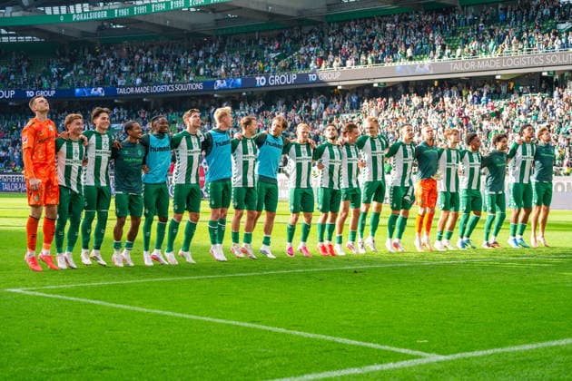 Werder Bremen feiert vor den eigenen Fans nach Abpfiff, Deutschland: Fussball, Bundesliga, Saison 2026 27, 2. Spieltag, 05.09.2026, Werder Bremen vs RB Leipzig, Weserstadion (Bremen) *** Werder Bremen celebrates in front of its home fans after the final whistle, German Soccer, Bundesliga, 2026–27 Season, Matchday 2, September 5, 2026, Werder Bremen vs. RB Leipzig, Weserstadion, Bremen Copyright: xLeonxFrickx
