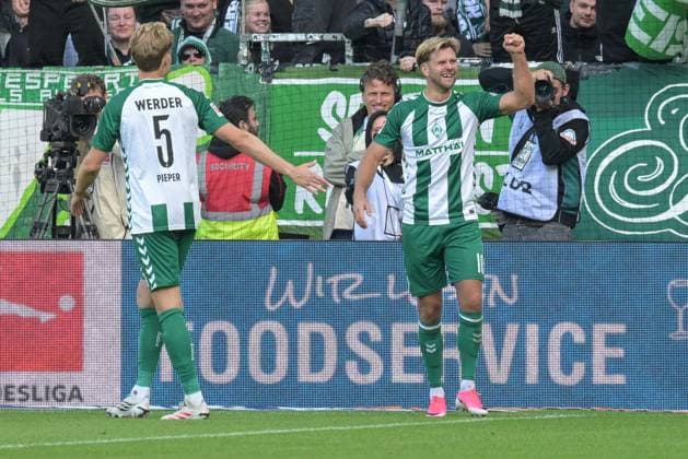 Torjubel nach seinem 2:0 bei Niklas Fuellkrug (SV Werder Bremen 10), SV Werder Bremen - RB Leipzig, Fussball, Bundesliga, DFL, 05.9.2026 DFB regulations prohibit any use of photographs as image sequences and or quasi-video Bremen Bremen Deutschland *** Goal celebration after Niklas Füllkrug s 2-0 goal for SV Werder Bremen 10, SV Werder Bremen vs. RB Leipzig, soccer, Bundesliga, DFL, September 5, 2026. DFB regulations prohibit any use of photographs as image sequences and or quasi-video. Bremen, Germany Copyright: xkolbert-press BurghardxSchreyerx