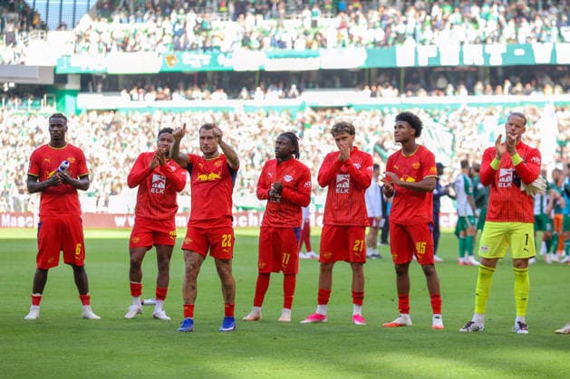 05.09.2026, xtgx, Fussball - 1.Bundesliga SV Werder Bremen - RB Leipzig v.l. Leipzig enttaeuscht, schaut enttaeuscht, niedergeschlagen, disappointed (DFL DFB REGULATIONS PROHIBIT ANY USE OF PHOTOGRAPHS as IMAGE SEQUENCES and or QUASI-VIDEO) Bremen *** September 5, 2026, xtgx, Soccer, Bundesliga 1, SV Werder Bremen vs. RB Leipzig; RB Leipzig is disappointed, looks disappointed, dejected; disappointed. DFL and DFB regulations prohibit any use of photographs as image sequences and or quasi-video. Bremen