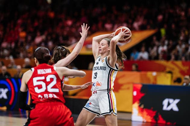 FIBA Women™s Basketball World Cup 2026: Deutschland vs. Japan, 05.09.2026 Britta Daub (Deutschland, 19) wirft; Basketball, FIBA Women™s Basketball World Cup 2026, Gruppenphase, Gruppe A, 2. Spieltag: Deutschland vs. Japan am 05.09.2026 in der Max-Schmeling-Halle, Berlin Copyright: xBEAUTIFULxSPORTS Tonhäuserx