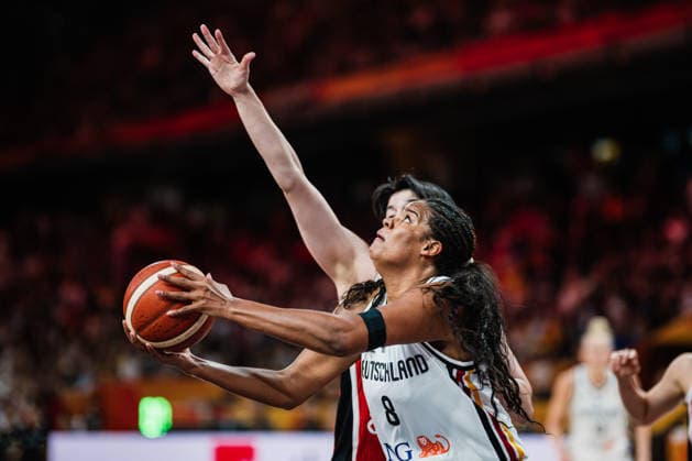 FIBA Women™s Basketball World Cup 2026: Deutschland vs. Japan, 05.09.2026 Nyara Sabally (Deutschland, 8) am Ball; Basketball, FIBA Women™s Basketball World Cup 2026, Gruppenphase, Gruppe A, 2. Spieltag: Deutschland vs. Japan am 05.09.2026 in der Max-Schmeling-Halle, Berlin Copyright: xBEAUTIFULxSPORTS Tonhäuserx