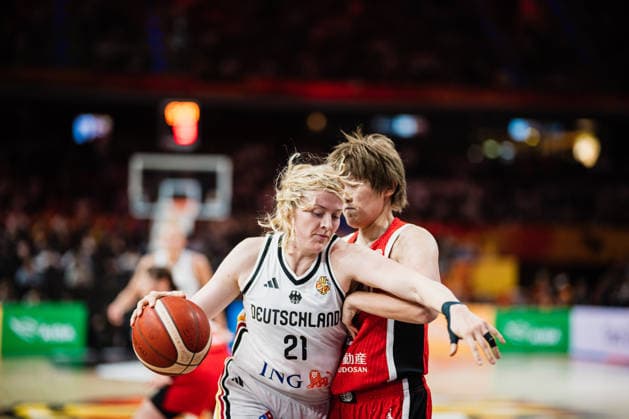 FIBA Women™s Basketball World Cup 2026: Deutschland vs. Japan, 05.09.2026 Marie Guelich (Deutschland, 21) setzt sich durch; Basketball, FIBA Women™s Basketball World Cup 2026, Gruppenphase, Gruppe A, 2. Spieltag: Deutschland vs. Japan am 05.09.2026 in der Max-Schmeling-Halle, Berlin Copyright: xBEAUTIFULxSPORTS Tonhäuserx