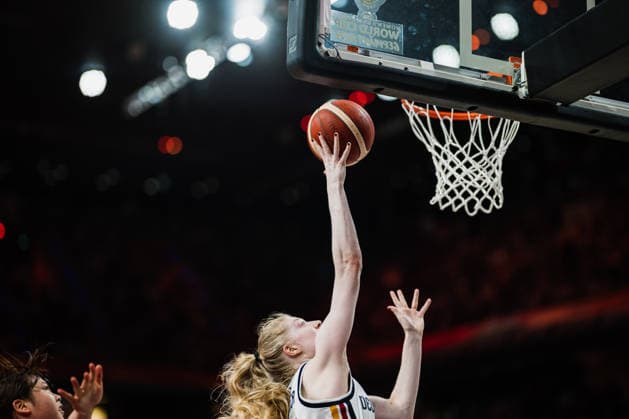 FIBA Women™s Basketball World Cup 2026: Deutschland vs. Japan, 05.09.2026 Frieda Buhner (Deutschland, 20) wirft; Basketball, FIBA Women™s Basketball World Cup 2026, Gruppenphase, Gruppe A, 2. Spieltag: Deutschland vs. Japan am 05.09.2026 in der Max-Schmeling-Halle, Berlin Copyright: xBEAUTIFULxSPORTS Tonhäuserx