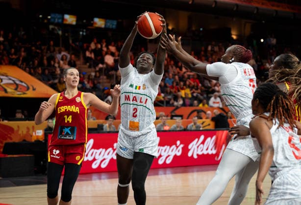 Mali v Spain: Group A - FIBA Women s Basketball World Cup Germany 2026 Aminata Sangare plays during the FIBA Women s Basketball World Cup 2026 match between Mali and Spain in Berlin, Germany, on September 5, 2026. Berlin Germany  Copyright: xMarcinxGolbax originalFilename:golba-malivspa260905_npZdb.jpg