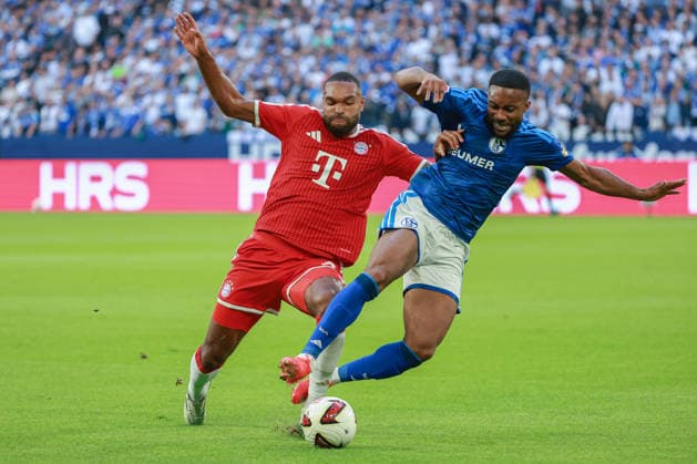 1. Bundesliga - FC Schalke 04 - FC Bayern München am 05.09.2026 in der Veltins-Arena auf Schalke Jonathan Tah (Muenchen 4) gegen Moussa Sylla (Schalke 9) *** 1 Bundesliga: FC Schalke 04 vs. FC Bayern Munich on September 5, 2026, at the Veltins Arena in Schalke; Jonathan Tah (Munich) 4 vs. Moussa Sylla (Schalke) 9 MH