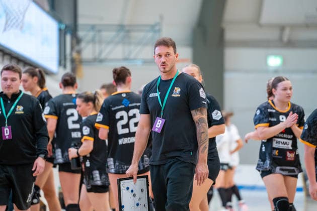 Handball I Frauen I Saison 2026-2027 I 2. Bundesliga I 2. Spieltag I VfL Waiblingen - HSG Freiburg I 05.09.2026 Michael Stettner (Trainer, VfL Waiblingen Tigers) Waiblingen Rundsporthalle Baden-Württemberg Deutschland Copyright: xLobeca MaxxPetershansx
