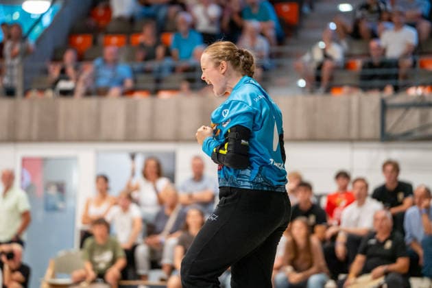 Handball I Frauen I Saison 2026-2027 I 2. Bundesliga I 2. Spieltag I VfL Waiblingen - HSG Freiburg I 05.09.2026 Sarah Norregaard Thomsen (1, VfL Waiblingen Tigers) jubelt Waiblingen Rundsporthalle Baden-Württemberg Deutschland Copyright: xLobeca MaxxPetershansx