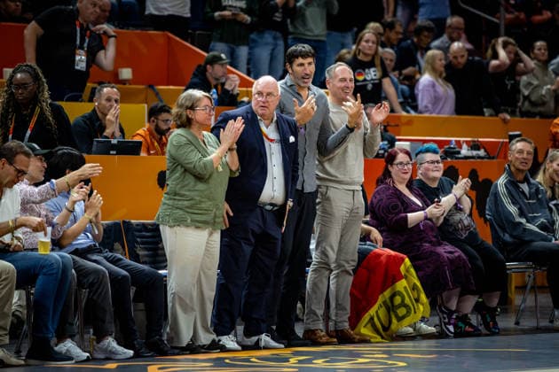 Basketball Berlin 05.09.2026 FIBA Women™s Basketball World Cup Germany 2026 Vorrunde Gruppe Deutschland (GER) - Japan (JPN) Ingo Weiss Alex Mumbru (Deutschland, Bundestrainer)