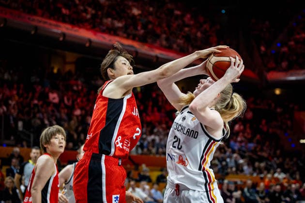 Basketball Berlin 05.09.2026 FIBA Women™s Basketball World Cup Germany 2026 Vorrunde Gruppe Deutschland (GER) - Japan (JPN) Frida Bühner (Deutschland, No.20) Norika Konno (Japan, No.02)