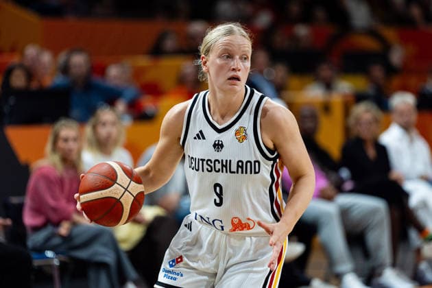 Emma Eichmeyer (Deutschland, 09) am Ball, GER, Deutschland vs. Japan, Basketball, FIBA Women s World Cup 2026, Gruppenphase, Spieltag 2, 05.09.2026 GER, Deutschland vs. Japan, Basketball, FIBA Women s World Cup 2026, Gruppenphase, Spieltag 2, 05.09.2026 Berlin Copyright: xEibner-Pressefoto MaxxVincenx EP_MVN