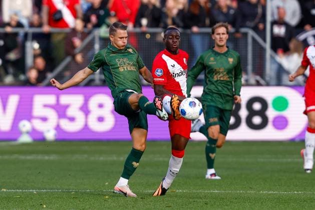 UTRECHT , 05-09-2026 , Stadium De Galgenwaard , season 2026 2027 , Dutch Eredivisie football . match between FC Utrecht and Go Ahead Eagles, Picture shows Go Ahead Eagles player Alfons Sampsted, FC Utrecht player Yoann Cathline Utrecht - Go Ahead Eagles  x206508255x Copyright: