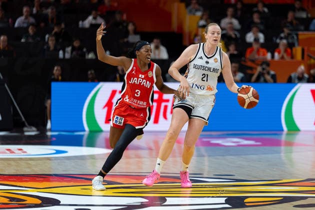 Marie Guelich (Deutschland, 21) im Dribbling, Stephanie Mawuli (Japan, 03), GER, Deutschland vs. Japan, Basketball, FIBA Women s World Cup 2026, Gruppenphase, Spieltag 2, 05.09.2026 GER, Deutschland vs. Japan, Basketball, FIBA Women s World Cup 2026, Gruppenphase, Spieltag 2, 05.09.2026 Berlin Copyright: xEibner-Pressefoto MaxxVincenx EP_MVN