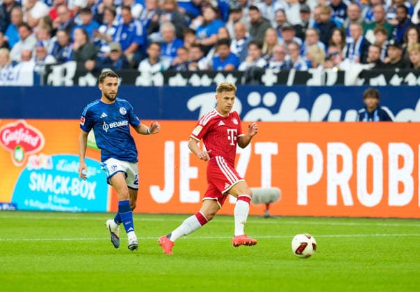 Adil Aouchiche (FC Schalke 04, 24) und Joshua Kimmich (FC Bayern Muenchen, 6) GER, FC Schalke 04 vs FC Bayern Muenchen, 1. Bundesliga, 2. Spieltag, Saison 2026-27, VELTINS-Arena, Gelsenkirchen, 05.09.2026 DFL REGULATIONS PROHIBIT ANY USE OF PHOTOGRAPHS AS IMAGE SEQUENCES AND OR QUASI-VIDEO GER, FC Schalke 04 vs FC Bayern Muenchen, 1. Bundesliga, 2. Spieltag, Saison 2026-27, 05.09.2026 Gelsenkirchen *** Adil Aouchiche, FC Schalke 04, 24, and Joshua Kimmich, FC Bayern Munich, 6, GER; FC Schalke 04 vs. FC Bayern Munich, Bundesliga 1, Matchday 2, 2026–27 season, VELTINS Arena, Gelsenkirchen, September 5, 2026 DFL regulations prohibit any use of photographs as image sequences and or quasi-video GER, FC Schalke 04 vs. FC Bayern Munich, Bundesliga 1, Matchday 2, 2026–27 season, September 5, 2026, Gelsenkirchen Copyright: xEibner-Pressefoto ScottxColemanx EP_SCN