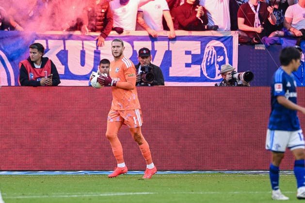 05.09.2026, Fussball, Saison 2026 2027, Bundesliga, FC Schalke 04 - FC Bayern München, Torwart Loris Karius (FC Schalke 04) xRHR-FOTO YYx *** September 5, 2026, Soccer, 2026–2027 Season, Bundesliga, FC Schalke 04 vs. FC Bayern Munich, Goalkeeper Loris Karius, FC Schalke 04 xRHR PHOTO YYx Copyright: KROEGER RHR-FOTOx RHR-FOTO YY