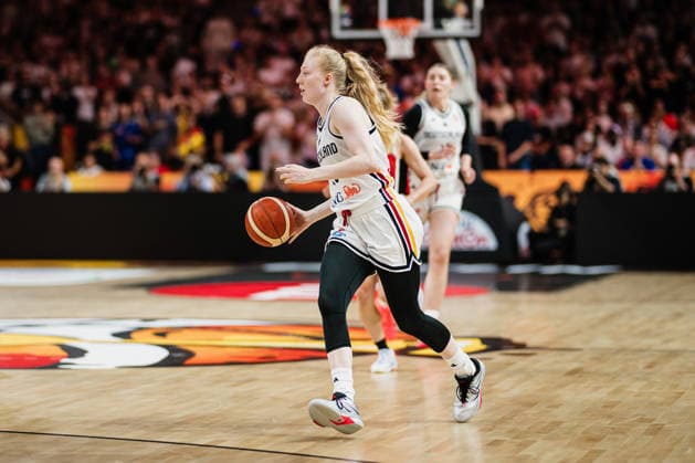 FIBA Women™s Basketball World Cup 2026: Deutschland vs. Japan, 05.09.2026 Frieda Buhner (Deutschland, 20) am Ball: Basketball, FIBA Women™s Basketball World Cup 2026, Gruppenphase, Gruppe A, 2. Spieltag: Deutschland vs. Japan am 05.09.2026 in der Max-Schmeling-Halle, Berlin Copyright: xBEAUTIFULxSPORTS Tonhäuserx
