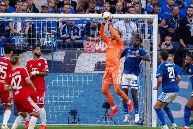 GELSENKIRCHEN - Goalkeeper Loris Karius of Schalke 04 during the Bundesliga match between FC Schalke 04 and FC Bayern Munich at the Veltins-Arena on 5 September 2026 in Gelsenkirchen, Germany. MARCEL TER BALS ANP Bundesliga 2026 27 xVIxANPxSportx xMarcelxterxBalsxIVx 567261553 originalFilename: 567261553.jpg