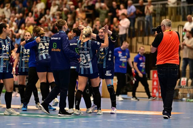 Handball I Frauen I Saison 2026-2027 I Bundesliga I 2. Spieltag I Buxtehuder SV - HC Leipzig I 05.09.2026 Jubel, Begeisterung, Enthusiasmus, Euphorie, Freude, Glücksgefühl, Heiterkeit bei: Buxtehuder Sportverein Frauen nach dem Sieg gegen HC Leipzig Frauen Buxtehude Halle Nord (Neu) Niedersachsen Deutschland Copyright: xLobeca FelixxWeißbergx