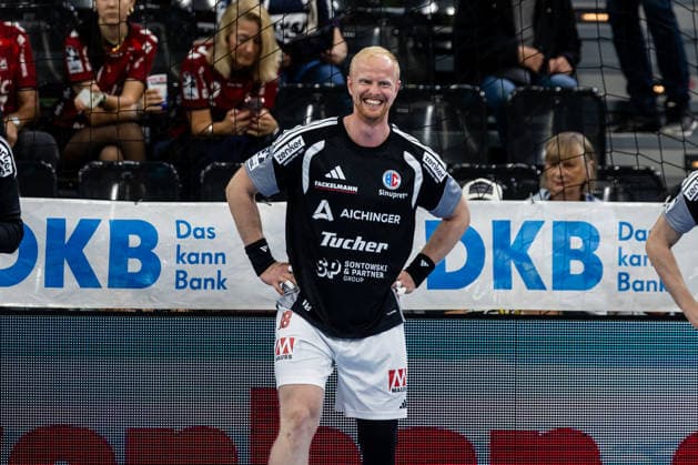 Opel HBL: SG Flensburg-Handewitt vs HC Erlangen; 05.09.26 Sebastian Firnhaber (Nr.18, HC Erlangen) beim Warm Up Opel HBL: SG Flensburg-Handewitt vs HC Erlangen, GGW Arena am 05.09.26 Copyright: xBEAUTIFULxSPORTS MarioxM.xKobergx