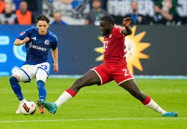 Soufiane El-Faouzi (FC Schalke 04, 23) im Zweikampf mit Dayot Upamecano (FC Bayern Muenchen, 2) GER, FC Schalke 04 vs FC Bayern Muenchen, 1. Bundesliga, 2. Spieltag, Saison 2026-27, VELTINS-Arena, Gelsenkirchen, 05.09.2026 DFL REGULATIONS PROHIBIT ANY USE OF PHOTOGRAPHS AS IMAGE SEQUENCES AND OR QUASI-VIDEO GER, FC Schalke 04 vs FC Bayern Muenchen, 1. Bundesliga, 2. Spieltag, Saison 2026-27, 05.09.2026 Gelsenkirchen *** Soufiane El Faouzi (FC Schalke 04), 23, in a tackle with Dayot Upamecano (FC Bayern Munich), 2 GER, FC Schalke 04 vs. FC Bayern Munich, Bundesliga 1, Matchday 2, 2026–27 season, VELTINS Arena, Gelsenkirchen, September 5, 2026 DFL regulations prohibit any use of photographs as image sequences and or quasi-video GER, FC Schalke 04 vs. FC Bayern Munich, Bundesliga 1, Matchday 2, 2026–27 Season, September 5, 2026, Gelsenkirchen Copyright: xEibner-Pressefoto ScottxColemanx EP_SCN