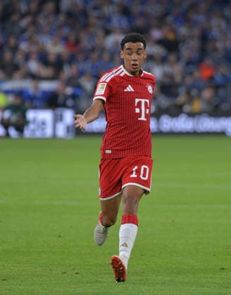 05.09.2026, xblx, Fussball 1.Bundesliga, FC Schalke 04 - FC Bayern München v.l. Jamal Musiala (FC Bayern Muenchen) (DFL DFB REGULATIONS PROHIBIT ANY USE OF PHOTOGRAPHS as IMAGE SEQUENCES and or QUASI-VIDEO) Gelsenkirchen *** September 5, 2026, xblx, Soccer, Bundesliga 1, FC Schalke 04 vs. FC Bayern Munich, Jamal Musiala, FC Bayern Munich, DFL, DFB. REGULATIONS PROHIBIT ANY USE OF PHOTOGRAPHS as IMAGE SEQUENCES and or QUASI-VIDEO. Gelsenkirchen