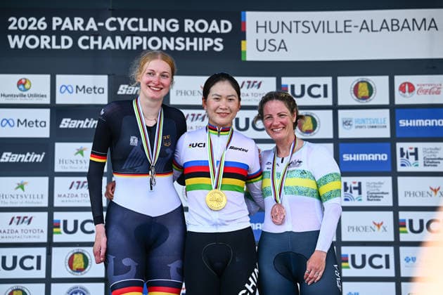 2026 UCI Para-cycling Road World Championships Picture by Olly Hassell SWpix.com - 05 09 2026 - Cycling - 2026 UCI Para-cycling Road World Championships - Huntsville, Alabama, United States of America - Women C3 Individual Time Trial (ITT) podium - Xiaomei Wang (China) wins the Gold Medal to become World Champion, Marie Quellhorst (Germany) receiving the Silver Medal and Emily Petricola (Australia) receiving the Bronze Medal Huntsville Cummings Research Park United States of America Copyright: x xSWpix.comx(t axPhotographyxHubxLtd)xOllyxHassell SWpix.comx SWP-3030-22653