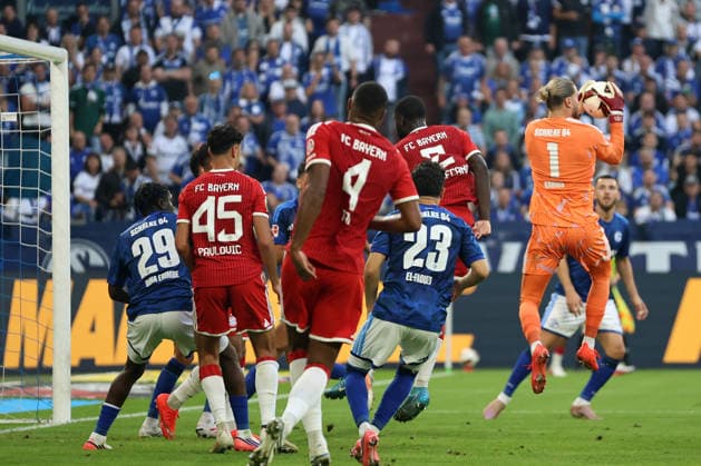 Loris Karius (FC Schalke 04) beim Spiel der 1. Bundesliga (Saison 2026 27) FC Schalke 04 - FC Bayern München - Copyright: Thomas Pakusch *** Loris Karius of FC Schalke 04 during a match in the 2026–27 Bundesliga season between FC Schalke 04 and FC Bayern Munich. Copyright Thomas Pakusch