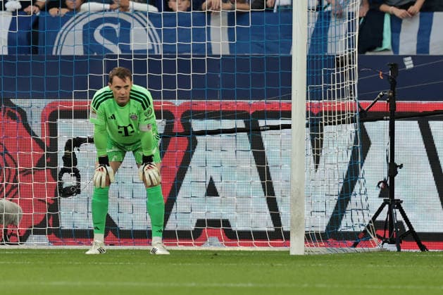 Manuel Neuer (FC Bayern München) beim Spiel der 1. Bundesliga (Saison 2026 27) FC Schalke 04 - FC Bayern München - Copyright: Thomas Pakusch *** Manuel Neuer, FC Bayern Munich, during a Bundesliga match in the 2026–27 season against FC Schalke 04. FC Bayern Munich. Copyright Thomas Pakusch