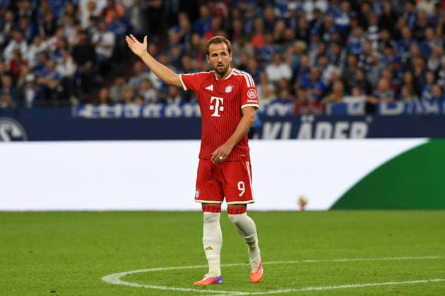 Harry Kane (FC Bayern Muenchen) gestikuliert, gestik waehrend des Spiels der 1. Bundesliga zwischen FC Schalke 04 und FC Bayern Muenchen, Veltins-Arena am 05. September 2026 in Gelsenkirchen, Deutschland. (Foto von Ralf Treese DeFodi Images) +++ Harry Kane (FC Bayern Muenchen) gestures during the Bundesliga match between FC Schalke 04 and FC Bayern Muenchen at Veltins-Arena on September 5, 2026 in Gelsenkirchen, Germany. (Photo by Ralf Treese DeFodi Images) DFB DFL REGULATIONS PROHIBIT ANY USE OF PHOTOGRAPHS AS IMAGE SEQUENCES AND OR QUASI-VIDEO. (Photo by Ralf Treese DeFodi Images) - *** Harry Kane of FC Bayern Munich gestures during the Bundesliga match between FC Schalke 04 and FC Bayern Munich, Veltins Arena on September 5, 2026, in Gelsenkirchen, Germany. Photo by Ralf Treese, DeFodi Images. Harry Kane of FC Bayern Munich gestures during the Bundesliga match between FC Schalke 04 and FC Bayern Munich at Veltins Arena on September 5, 2026 in Gelsenkirchen, Germany. Photo by Ralf Treese, DeFodi Images. DFB and DFL regulations prohibit any use of photographs as image sequences and or quasi-video. Photo by Ralf Treese, DeFodi Images.