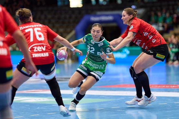 Nina Ramusovic (BSV Sachsen Zwickau, 76), Haruno Sasaki (Frisch Auf Goeppingen, 32), Victoria Hasselbusch (BSV Sachsen Zwickau, 31) FRISCH AUF Goeppingen vs. BSV Sachsen Zwickau, Handball, ALSCO Handball Bundesliga Frauen, 2. Spieltag, Spielzeit 2026 2027, 05.09.2026 FRISCH AUF Goeppingen vs. BSV Sachsen Zwickau, Handball, ALSCO Handball Bundesliga Frauen, 2. Spieltag, Spielzeit 2026 2027, 05.09.2026 Goeppingen Copyright: xEibner-Pressefoto GeraldxOelze-dexStoppanyx EP_ODS