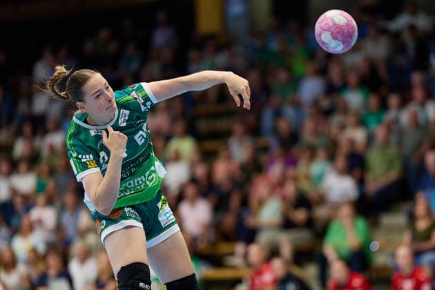 Sprungwurf Luisa Scherer (Frisch Auf Goeppingen, 24) FRISCH AUF Goeppingen vs. BSV Sachsen Zwickau, Handball, ALSCO Handball Bundesliga Frauen, 2. Spieltag, Spielzeit 2026 2027, 05.09.2026 FRISCH AUF Goeppingen vs. BSV Sachsen Zwickau, Handball, ALSCO Handball Bundesliga Frauen, 2. Spieltag, Spielzeit 2026 2027, 05.09.2026 Goeppingen Copyright: xEibner-Pressefoto GeraldxOelze-dexStoppanyx EP_ODS