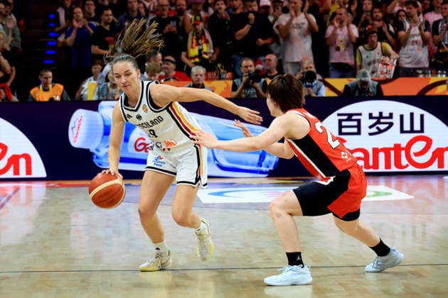 05.09.2026, GER, Basketball, Frauen , Basketball-WM, 2026, 1. Spieltag, Deutschland vs. Japan Britta Daub ( Deutschland 19 ), Kokoro Tanaka ( Japan 26 ) Berlin Max-Schmeling-Halle Berlin Deutschland Copyright: xNordphotox xEnglerx