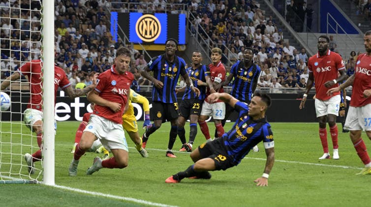 Mb Foto IPP Paolo Bona Milano 05 09 2026 Campionato Serie A di Calcio stagione 2026 2027 partita Inter-Napoli Nella foto Lautaro Martinez segna il gol del 3-2 Italy Photo Press Worldwide Copyright italy Italy ITALY  Copyright: xR4924_italyphotopressx