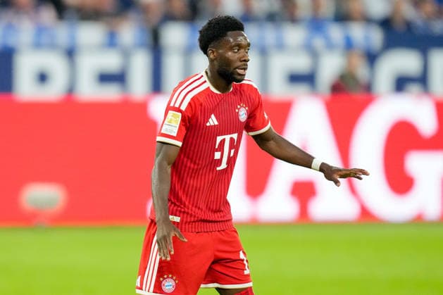 Alphonso Davies (FC Bayern Muenchen) gestikuliert waehrend des Spiels der 1. Bundesliga zwischen FC Schalke 04 und FC Bayern Muenchen, Veltins-Arena am 05. September 2026 in Gelsenkirchen, Deutschland. (Foto von Alex Gottschalk DeFodi Images) +++ Alphonso Davies (FC Bayern Muenchen) gestures during the Bundesliga match between FC Schalke 04 and FC Bayern Muenchen at Veltins-Arena on September 5, 2026 in Gelsenkirchen, Germany. (Photo by Alex Gottschalk DeFodi Images) DFB DFL REGULATIONS PROHIBIT ANY USE OF PHOTOGRAPHS AS IMAGE SEQUENCES AND OR QUASI-VIDEO. (Photo by Alex Gottschalk DeFodi Images) - *** Alphonso Davies of FC Bayern Munich gestures during the Bundesliga 1 match between FC Schalke 04 and FC Bayern Munich, Veltins Arena on September 5, 2026, in Gelsenkirchen, Germany. Photo by Alex Gottschalk, DeFodi Images. Alphonso Davies of FC Bayern Munich gestures during the Bundesliga match between FC Schalke 04 and FC Bayern Munich at Veltins Arena on September 5, 2026 in Gelsenkirchen, Germany. Photo by Alex Gottschalk, DeFodi Images. DFB and DFL regulations prohibit any use of photographs as image sequences and or quasi-video. Photo by Alex Gottschalk, DeFodi Images.