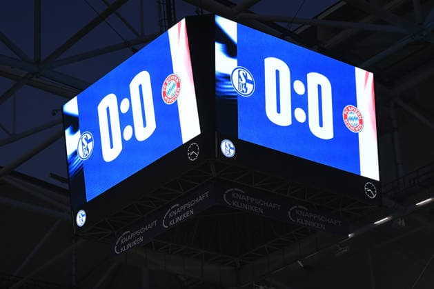 Fußball 1. Bundesliga 2. Spieltag FC Schalke 04 - FC Bayern München am 05.09.2026 in der Veltins Arena in Gelsenkirchen Der Videowürfel in der Veltins Arena zeigt den Endstand an. Schalke 0:0 München DFL regulations prohibit any use of photographs as image sequences and or quasi-video. *** Soccer, Bundesliga 1, Matchday 2: FC Schalke 04 vs. FC Bayern Munich on September 5, 2026, at the Veltins Arena in Gelsenkirchen. The video cube at the Veltins Arena displays the final score: Schalke 0–0 Munich. DFL regulations prohibit any use of photographs as image sequences and or quasi-video xRx