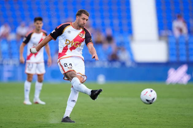 September 5, 2026, Leganes, Madrid, Spain: Florian Lejeune of Rayo Vallecano shoots during the Spanish League, LaLiga EA Sports, football match played between Rayo Vallecano and Real Racing Club at Butarque stadium on September 05, 2026, in Leganes, Madrid, Spain. Rayo Vallecano V Real Racing Club - LaLiga EA Sports - ZUMAa181 20260905_zaa_a181_125 Copyright: xDennisxAgyemanx
