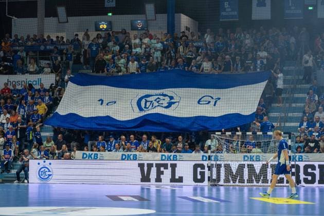 Die Fans vor dem Spiel,VfL Gummersbach vs. MT Melsungen,, Opel Handball Bundesliga, Herren , 3. Spieltag, 05.09.2026 Gummersbach NRW Deutschland