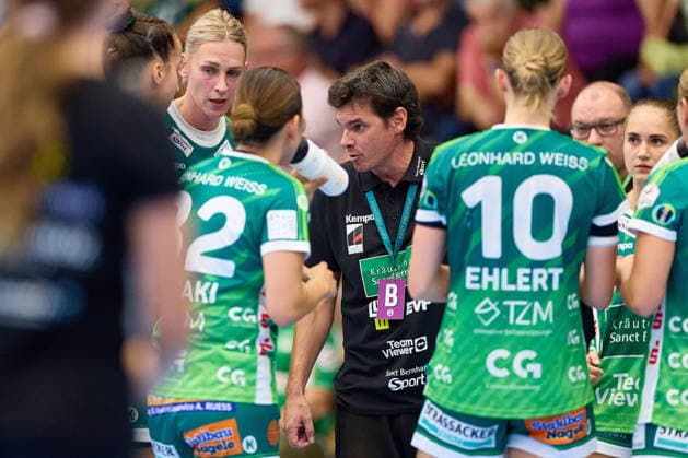Nico Kiener (Frisch Auf Goeppingen, Cheftrainer) in der Auszeit FRISCH AUF Goeppingen vs. BSV Sachsen Zwickau, Handball, ALSCO Handball Bundesliga Frauen, 2. Spieltag, Spielzeit 2026 2027, 05.09.2026 FRISCH AUF Goeppingen vs. BSV Sachsen Zwickau, Handball, ALSCO Handball Bundesliga Frauen, 2. Spieltag, Spielzeit 2026 2027, 05.09.2026 Goeppingen Copyright: xEibner-Pressefoto GeraldxOelze-dexStoppanyx EP_ODS